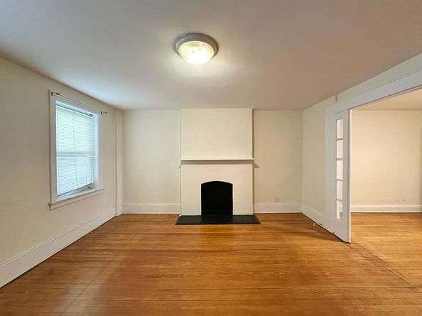 51-19 34th Street, Queens NY 11101