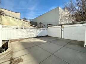 51-19 34th Street, Queens NY 11101