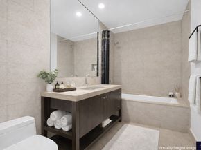 1600 Broadway 18D, New York NY 10019