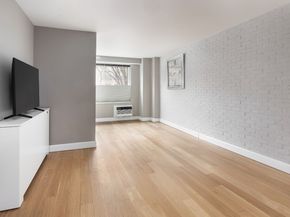 372 Central Park W 1F, New York NY 10025