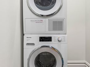 230 Central Park S 6DE, New York NY 10019