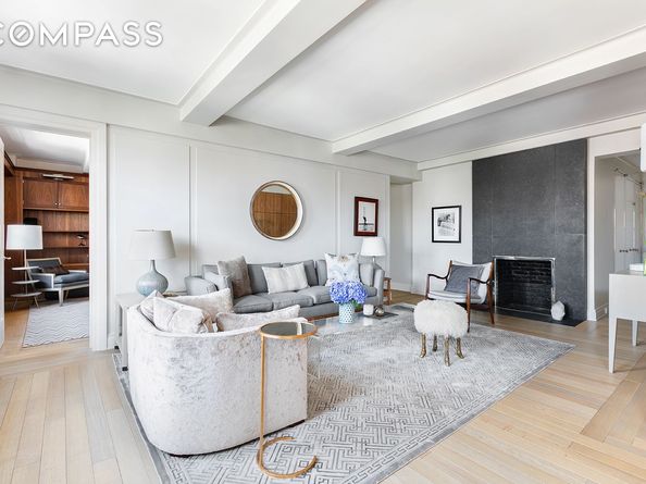 136 Waverly Place 17BC, New York NY 10014