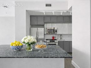 416 West 52nd Street TH205, New York NY 10019