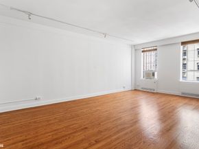 353 West 56th Street 9F, New York NY 10019