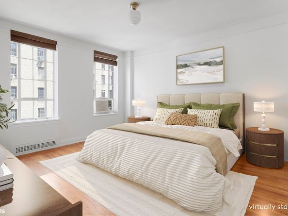353 West 56th Street 9F, New York NY 10019