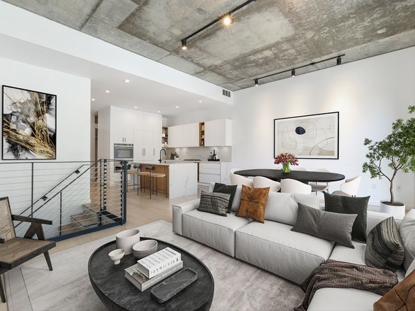 207 North 5th Street GARDEN, Brooklyn NY 11211