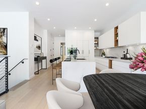 207 North 5th Street GARDEN, Brooklyn NY 11211