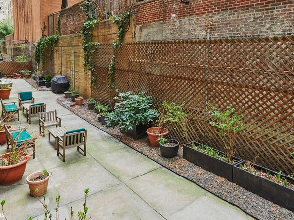 210 East 73rd Street 1E, New York NY 10021