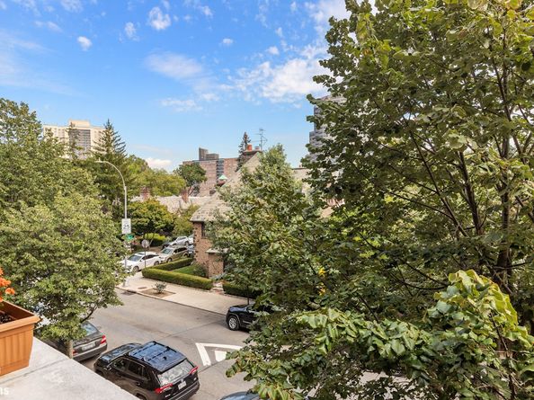 75-40 Austin Street 2AR, Queens NY 11375