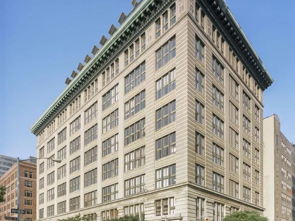 421 Hudson Street 318, New York NY 10014