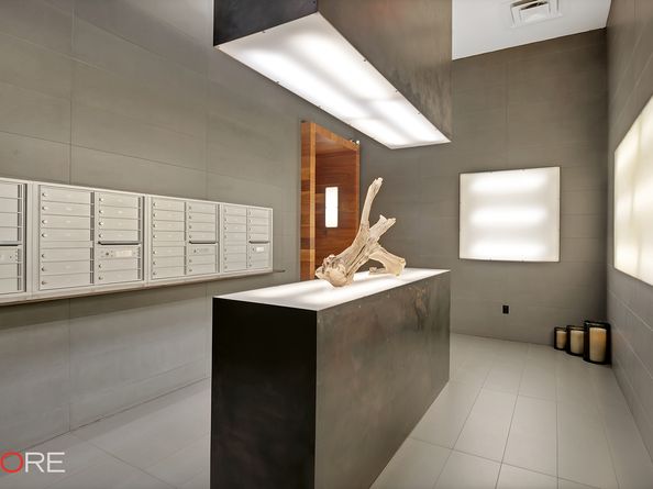 305 West 16th Street 4D, New York NY 10011