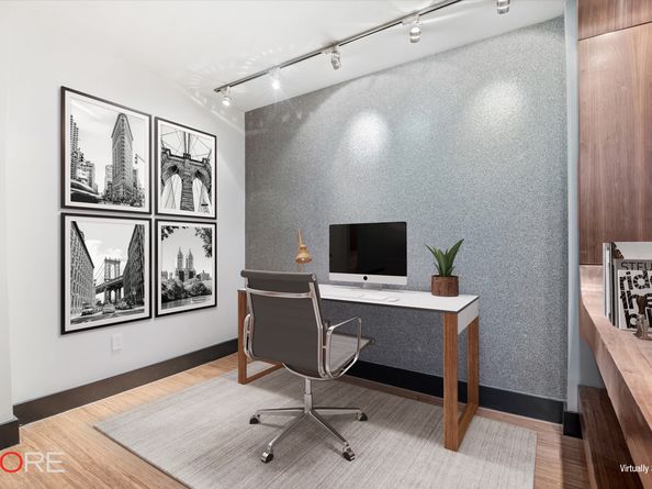 305 West 16th Street 4D, New York NY 10011
