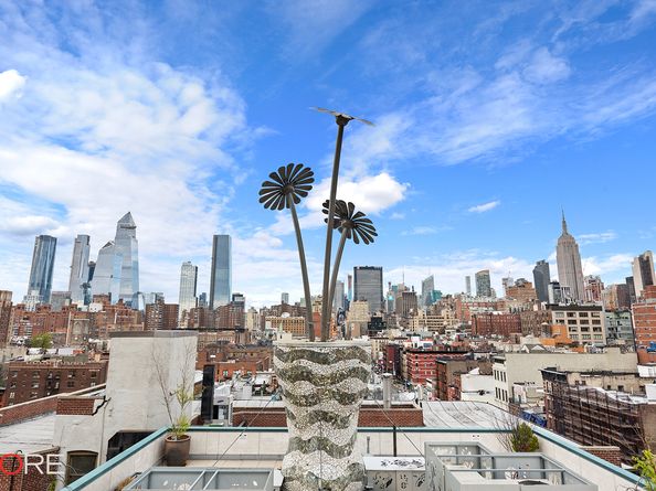 305 West 16th Street 4D, New York NY 10011