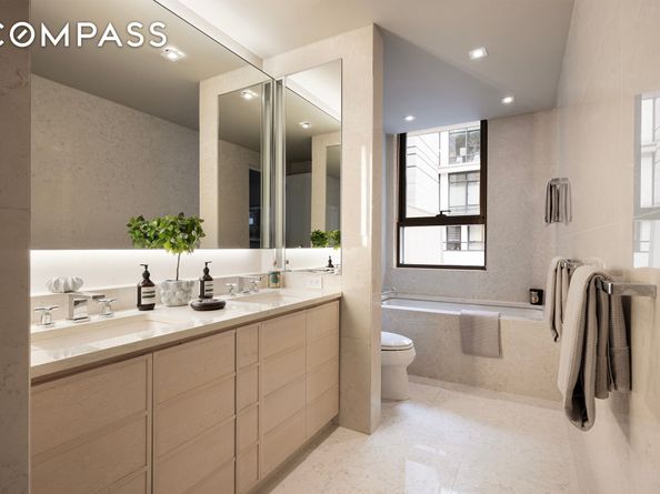 170 East End Avenue 2AB, New York NY 10128