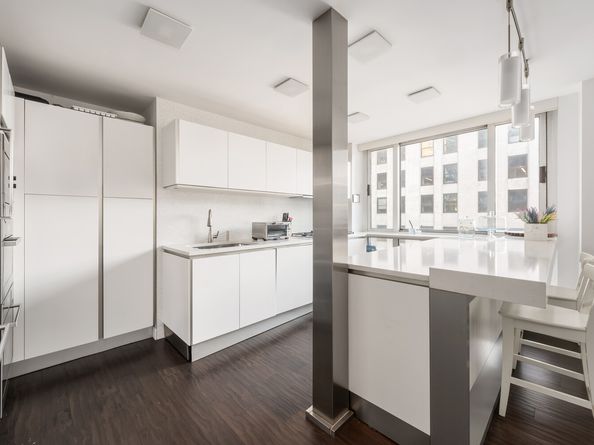 1 Irving Place V12BC, New York NY 10003