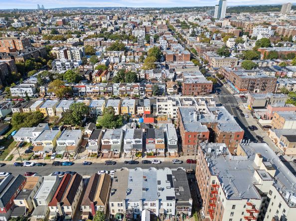 266 East 37th Street, Brooklyn NY 11203