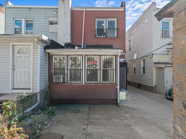 266 East 37th Street, Brooklyn NY 11203