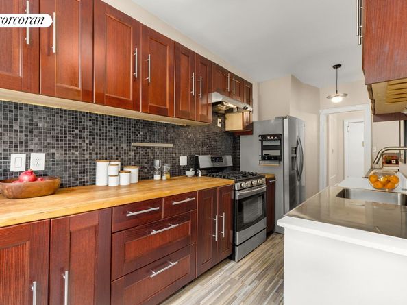 345 Montgomery Street 3P, Brooklyn NY 11225