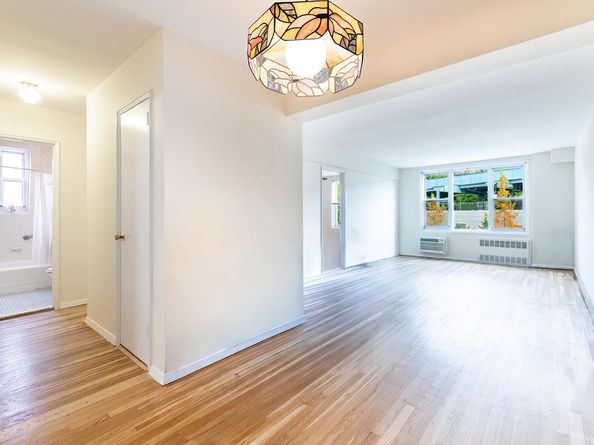 2390 Palisade Avenue 5J, Bronx NY 10463