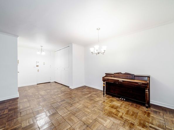 420 East 51st Street 4C, New York NY 10022