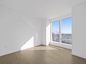 252 South Street 22C, New York NY 10002