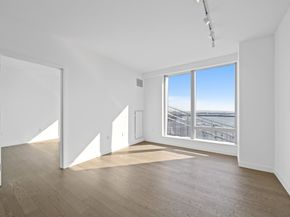 252 South Street 22C, New York NY 10002