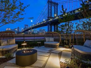 252 South Street 22C, New York NY 10002
