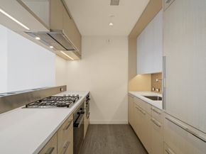 252 South Street 22C, New York NY 10002