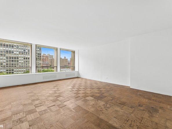 330 East 33rd Street 9A, New York NY 10016