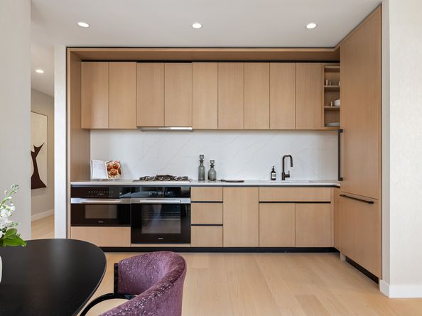 480 Kent Avenue 21E, Brooklyn NY 11249