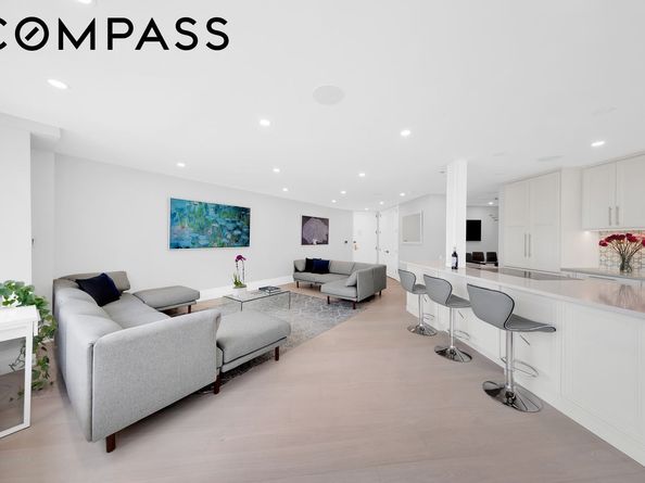 415 East 37th Street 9JK, New York NY 10016
