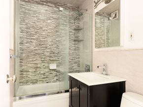 201 East 21st Street 10C, New York NY 10010