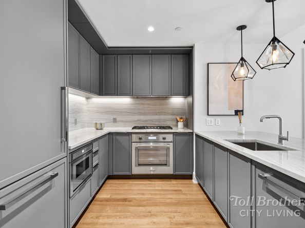 218 West 103rd Street 8G, New York NY 10025