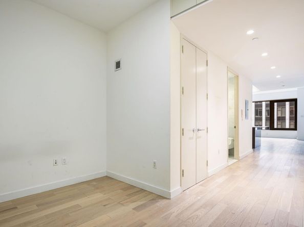 75 Wall Street 24D, New York NY 10005