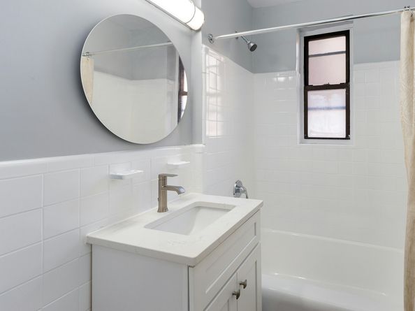 525 West 235th Street 3F, Bronx NY 10463