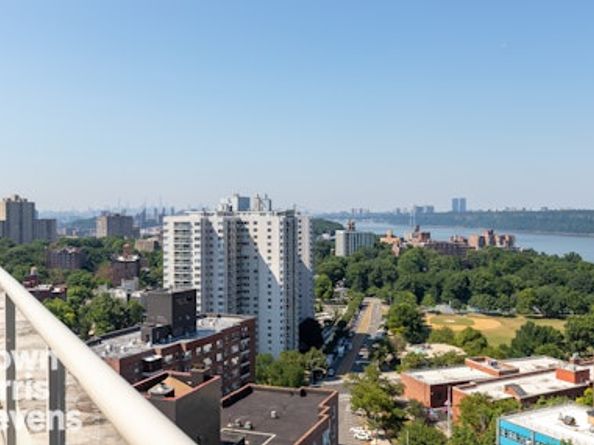 640 West 237th Street 20B, Bronx NY 10463