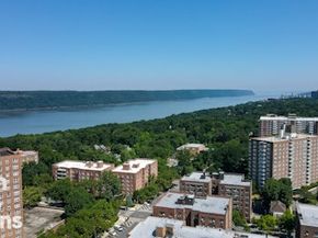 640 West 237th Street 20B, Bronx NY 10463