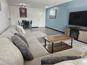 Undisclosed Address #3008000, Aurora CO 80014