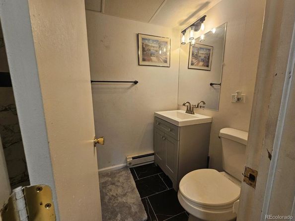 Undisclosed Address #3008000, Aurora CO 80014