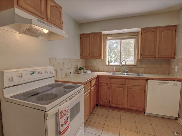 1741 Joliet Street, Aurora CO 80010