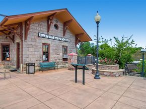 2712 W Greens Place, Littleton CO 80123