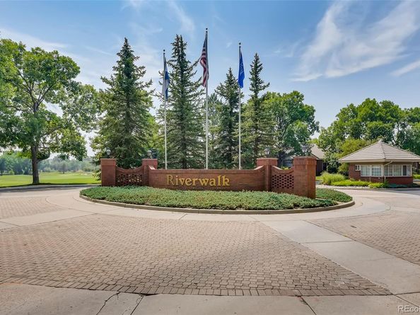 2712 W Greens Place, Littleton CO 80123