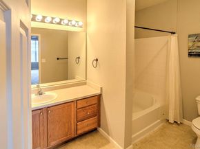 5763 N Gibralter Way 2203, Aurora CO 80019