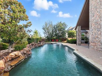 721  Cross Timbers Drive 