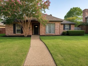 909  Country Lane 
