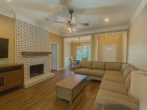 909  Country Lane , Allen Texas 75002