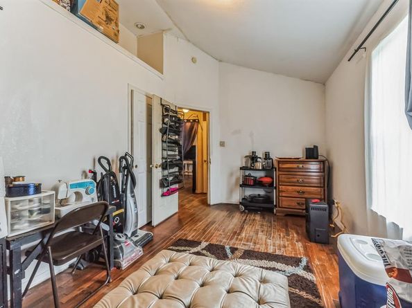 3013  Forest Avenue , Fort Worth Texas 76112