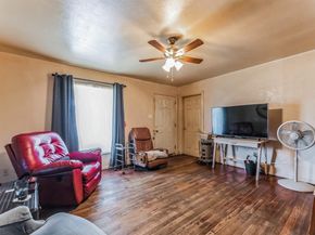 3013  Forest Avenue , Fort Worth Texas 76112
