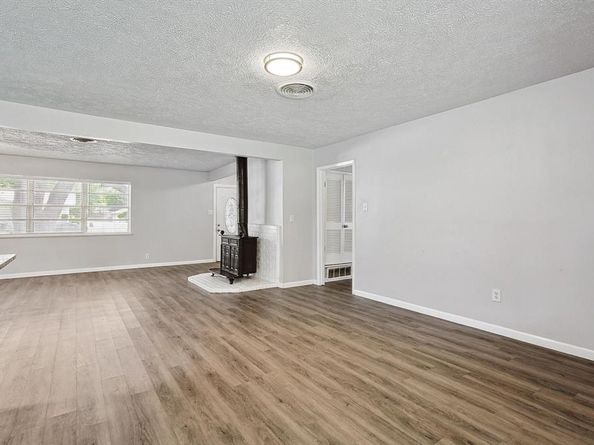 2120  Nottingham Boulevard , Fort Worth Texas 76112