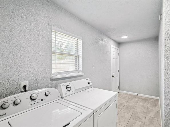 2120  Nottingham Boulevard , Fort Worth Texas 76112
